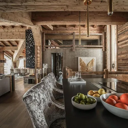 Oasis Sophisticated Mountain Hideaway Apartment *